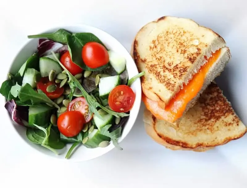 Grilled cheese with salad